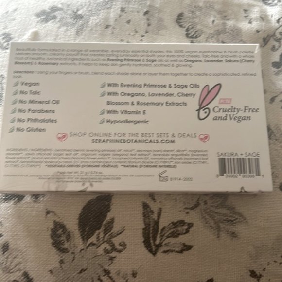 Sakura + Sage - Vegan Eyeshadow & Blush Palette- NEW SEALED - Picture 3 of 4